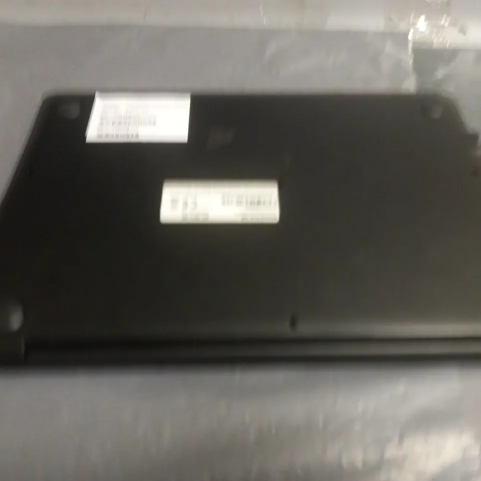 DYNABOOK EUROPE GMBH E10-G-106