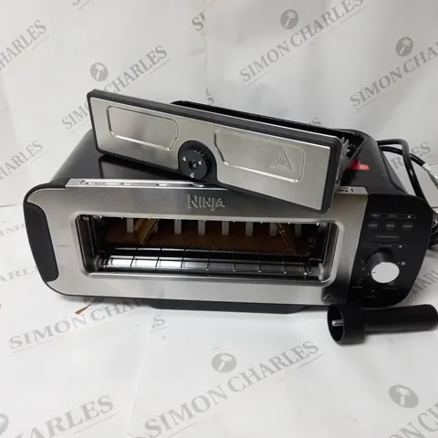 BOXED NINJA 2 IN 1 TOASTER & GRILL ST100UK