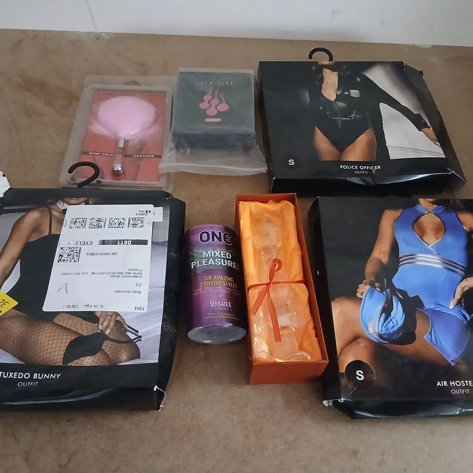 ASSORTED ADULT NOVELTY OUTFITS AND SEX TOY ACCESSORIES – MIXED LOT (NSFW)