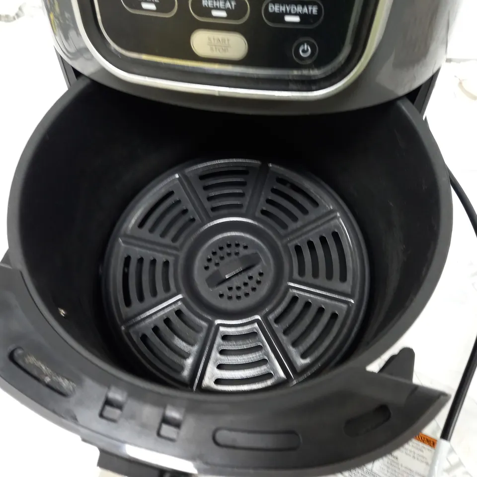 BOXED NINJA AIR FRYER MAX 5.2L