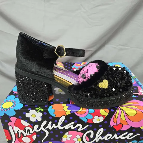 BOXED PAIR OF IRREGULAR CHOICE COSY NIGHT SHOES IN BLACK SEQUIN - SIZE 41