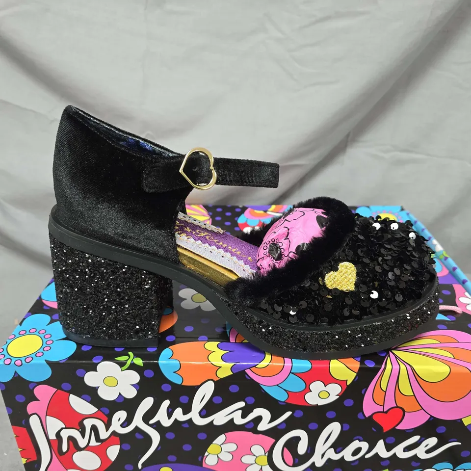 BOXED PAIR OF IRREGULAR CHOICE COSY NIGHT SHOES IN BLACK SEQUIN - SIZE 41