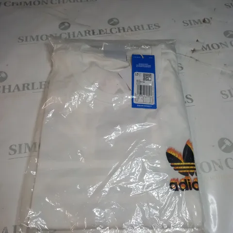 WHITE ADIDAS SHIRT SIZE XL