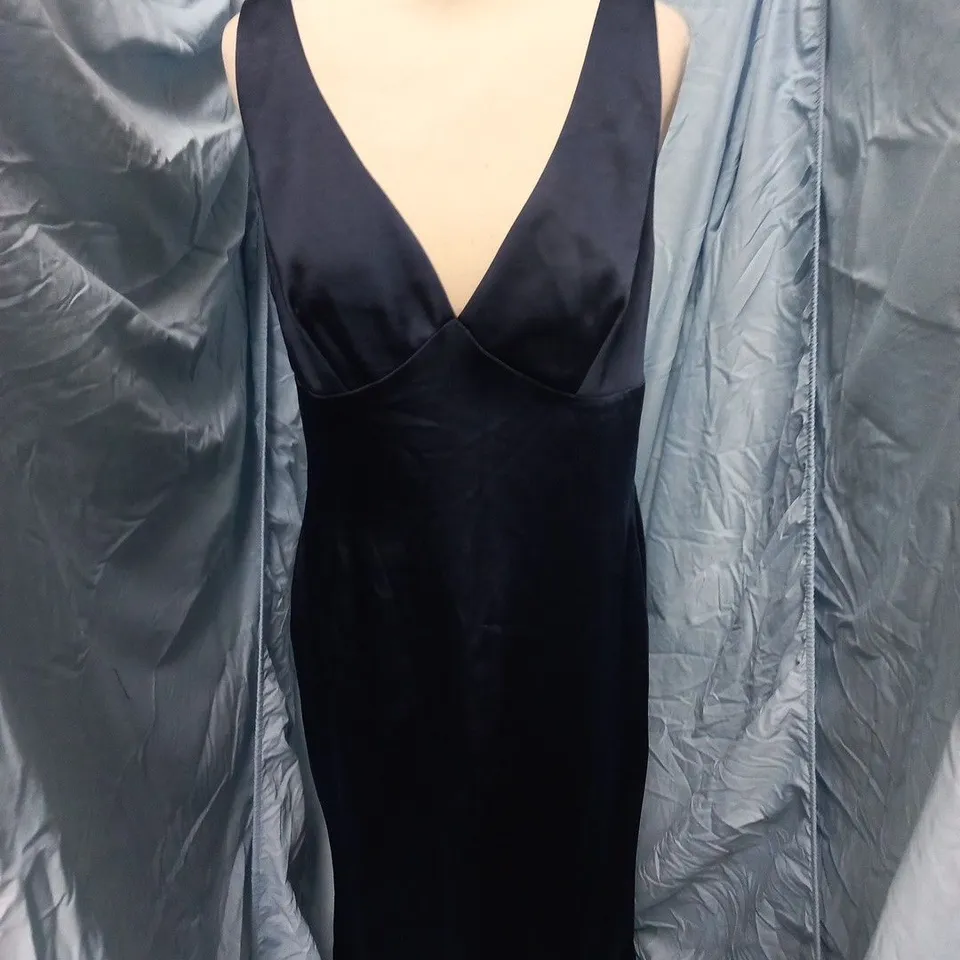 PRETTY LAVISH PIPER MAXI DRESS – NAVY, UK 12 (EU 40)