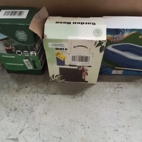 PALLET TO CONTAIN A LARGE QUANTITY OF GARDEN HOSES AND BITS OF SWIMMING RELATED PRODUCTS