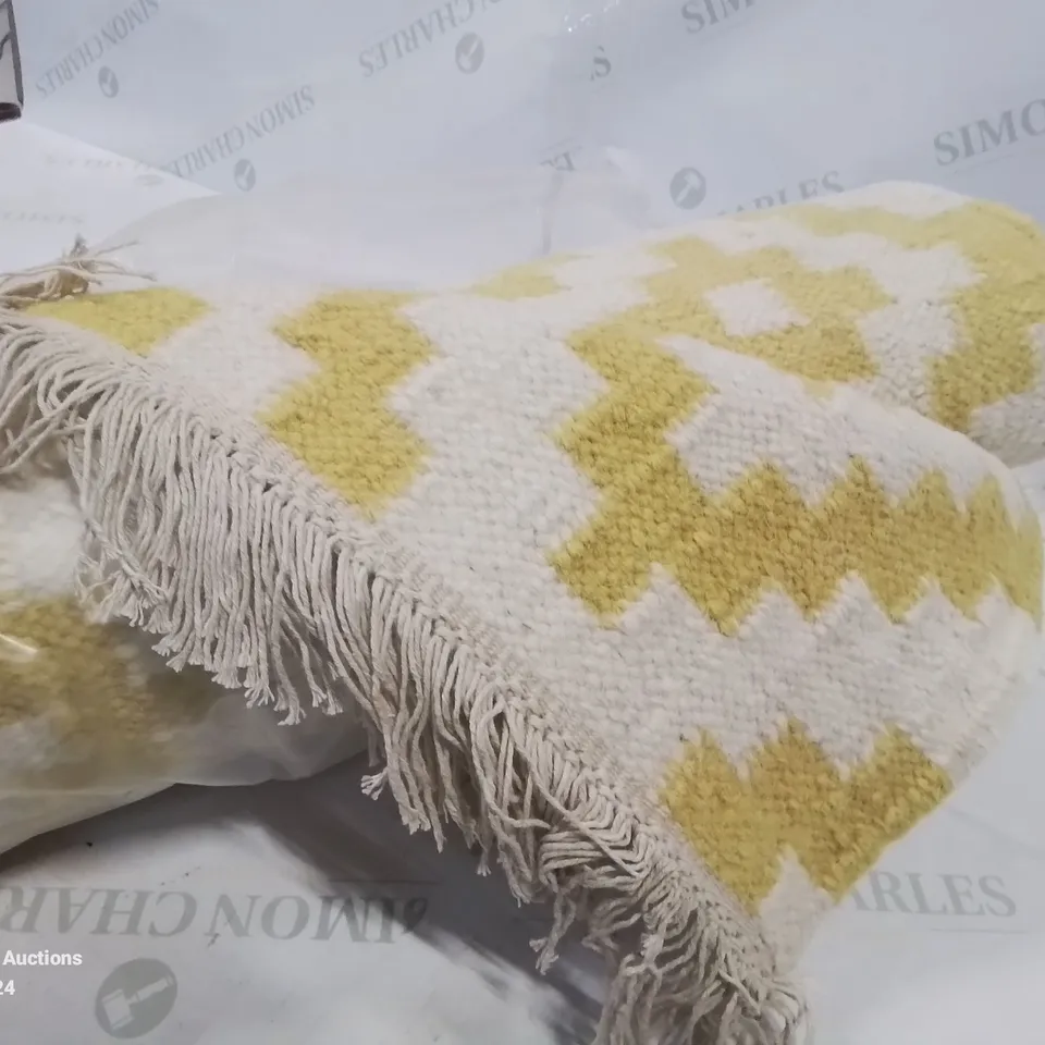 BRAND NEW PACO HOME YELLOW-WHITE KENITRA RUG SIZE 200CM X 300CM 