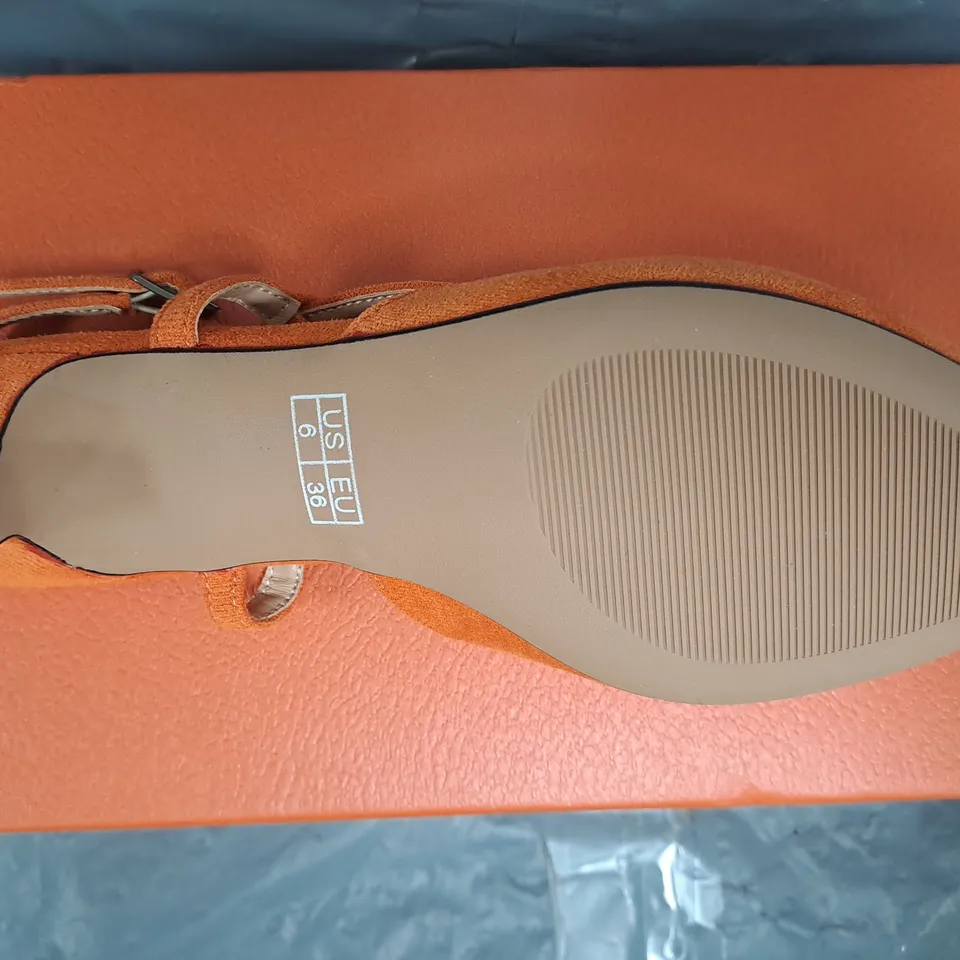 BOXED PAIR OF UNBRANDED PEEP TOE LOW HEEL SANDALS IN ORANGE SIZE EU 36