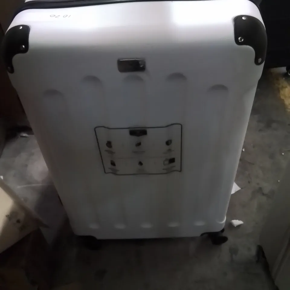 LUGG TRAVEL SUITCASE WHITE