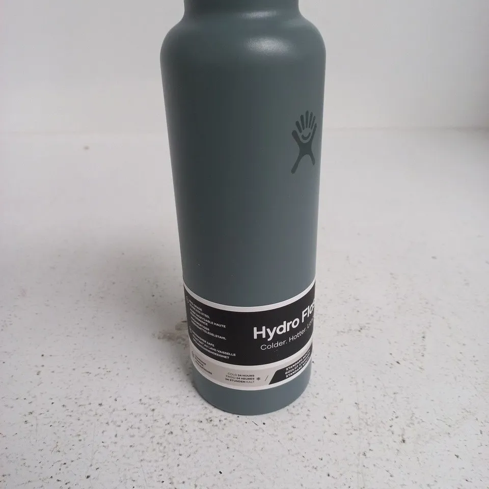 HYDRO FLASK WATER BOTTLE – 21 OZ, SLATE BLUE WITH TEMPSHIELD INSULATION