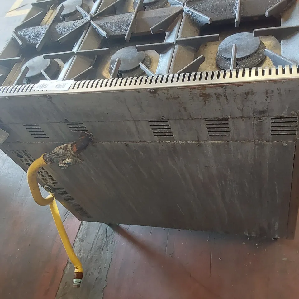 MOORWOOD VULCAN COMMERCIAL 6 BURNER OVEN 