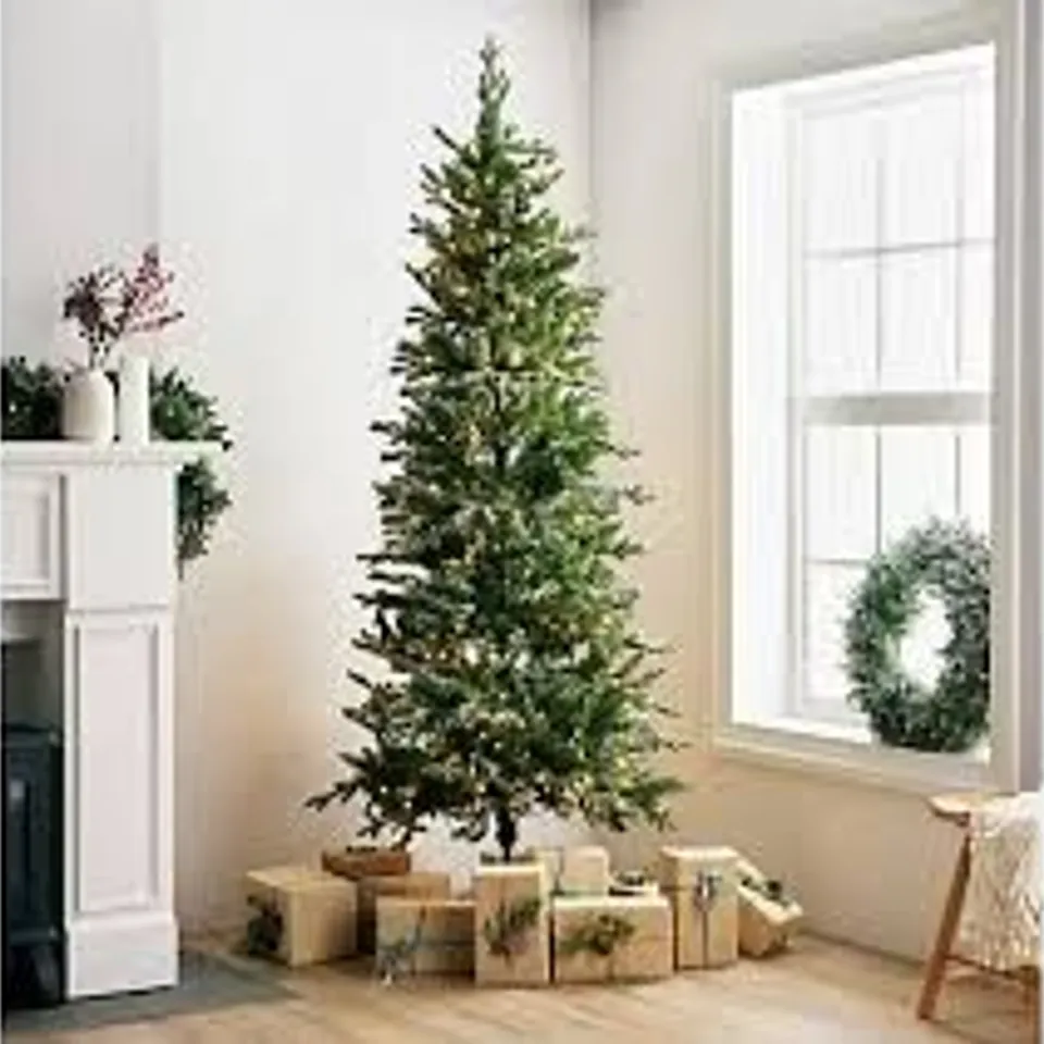 HM BY JULIEN MACDONALD COLOUR CHANGE CRYSTAL FINISH CHRISTMAS TRER