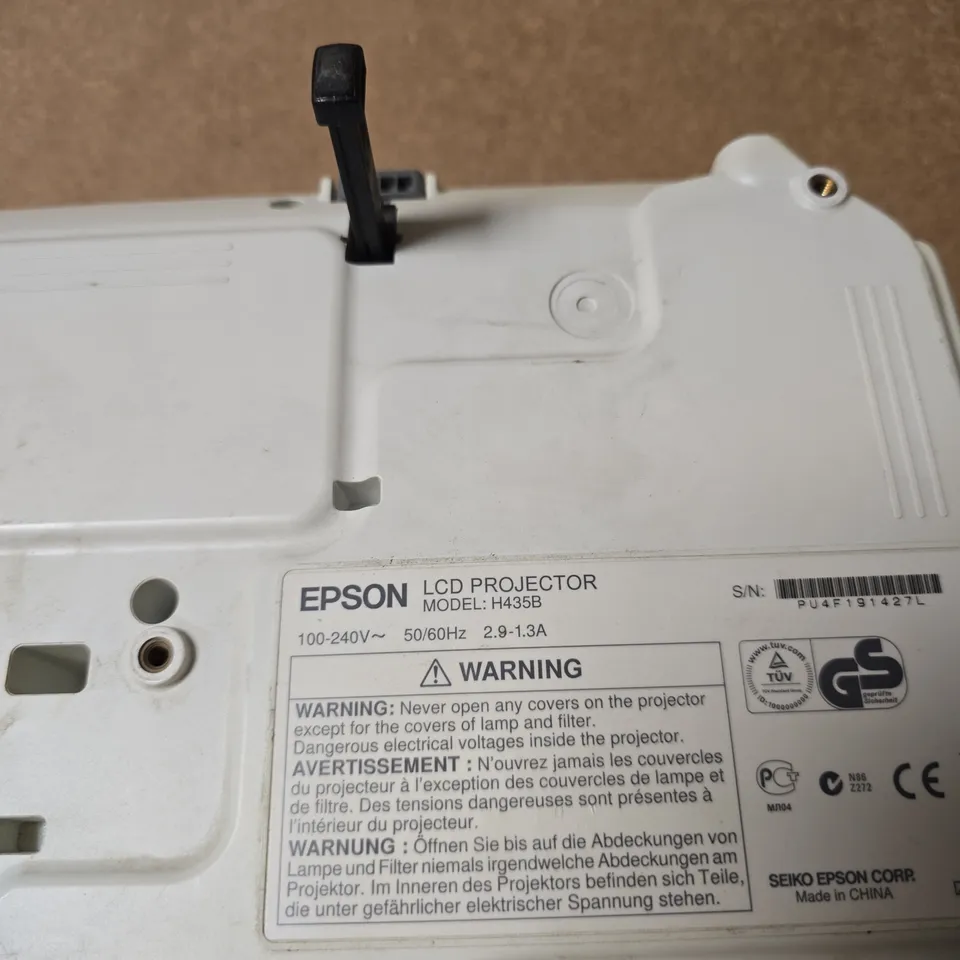 EPSON LCD PROJECTOR MODEL H435B
