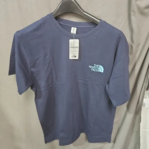 THE NORTH FACE KNIT T‑SHIRT – NAVY, UK M