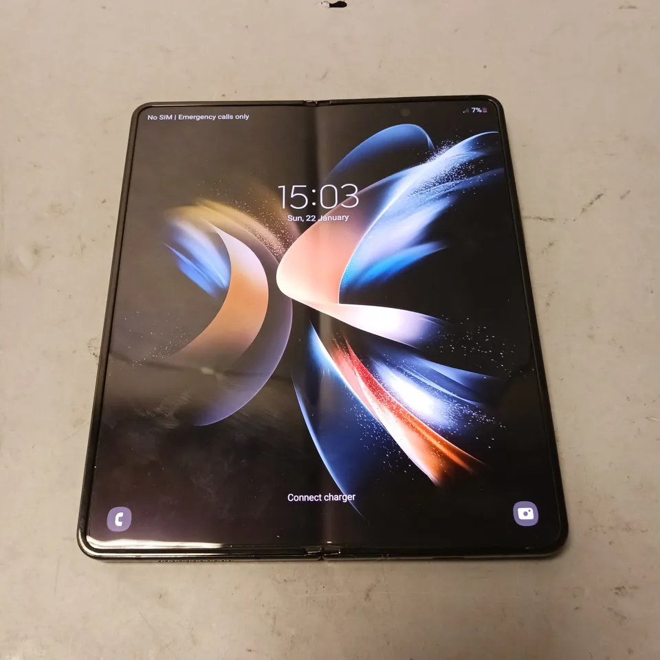 UNBOXED SAMSUNG FOLD 4 256GB MOBILE PHONE