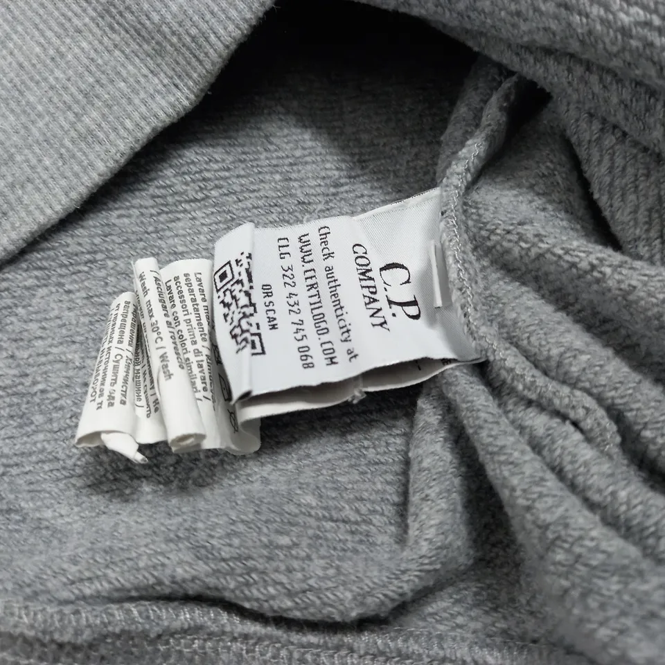 C.P.COMPANY STYLE GREY JUMPER - M