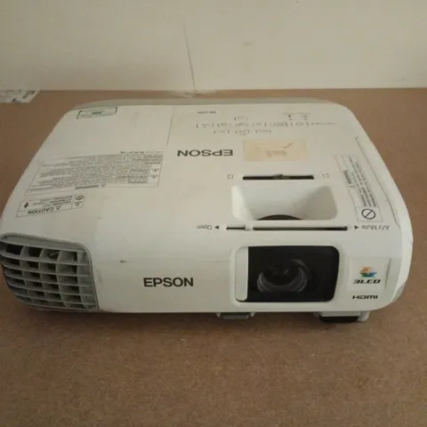 EPSON EB-X20 3LCD PROJECTOR