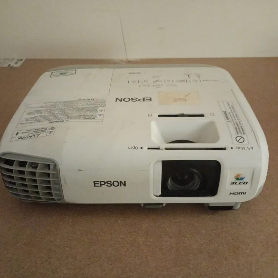 EPSON EB-X20 3LCD PROJECTOR