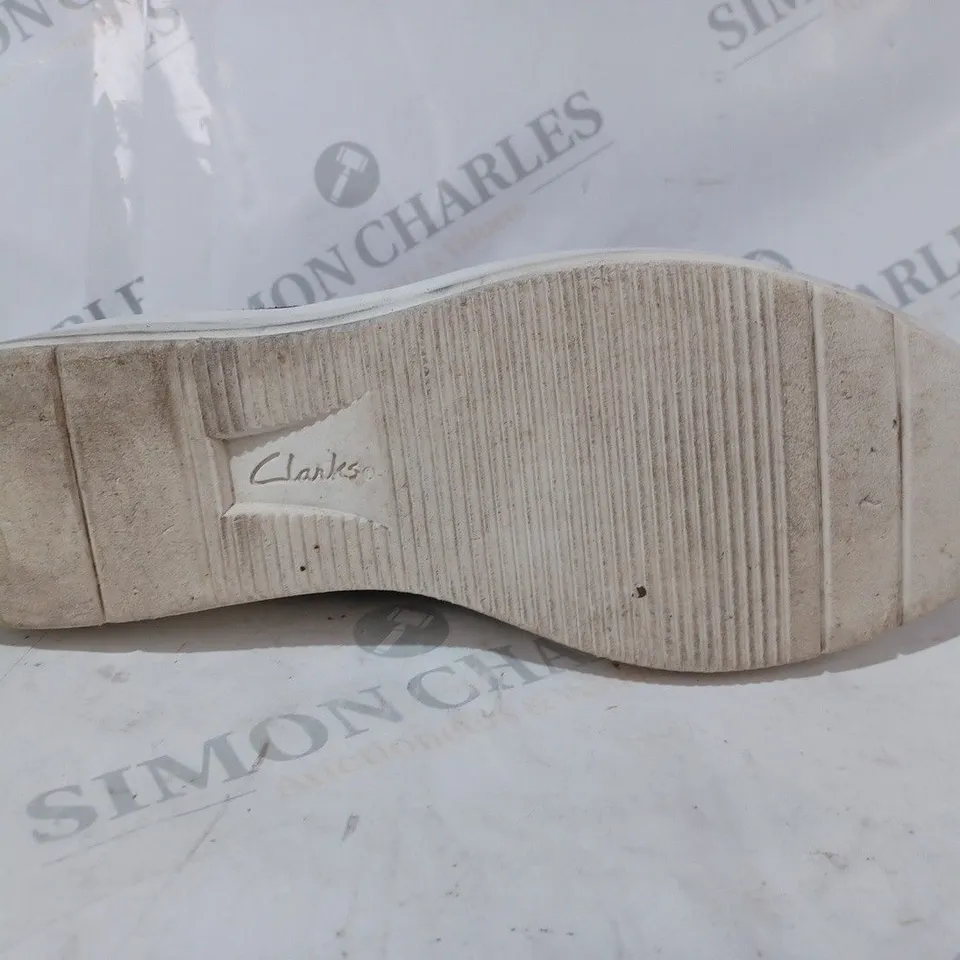 CLANKS LAYTON STAR BLACK SUEDE SHOES - SIZE 7