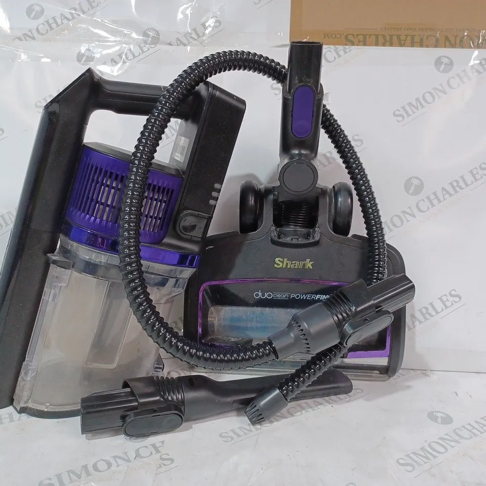 BOXED SHARK COMPLETE HOME CORDLESS STICK VACUUM