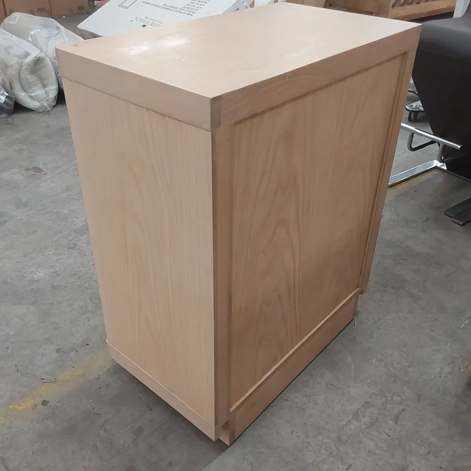 WINSOR SOLID WOOD CABINET