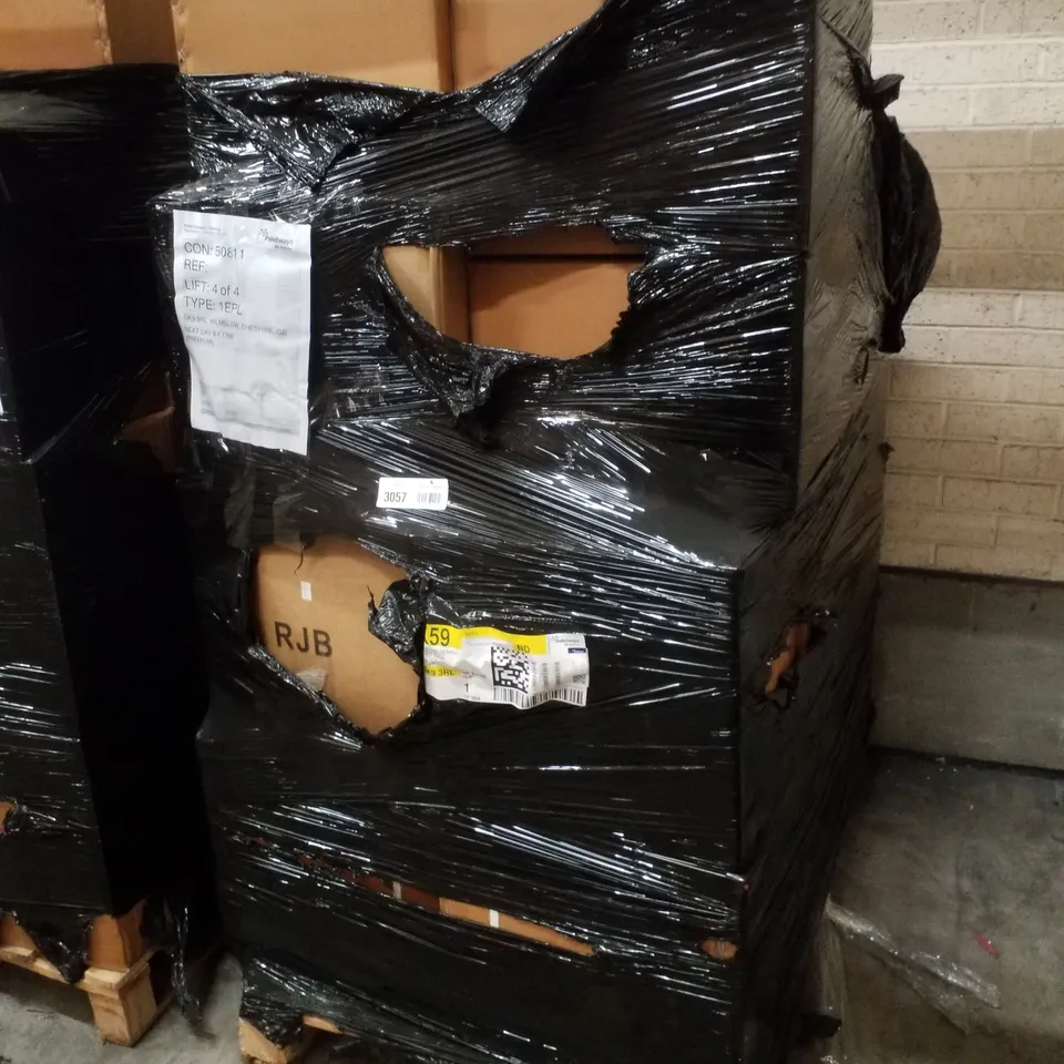 PALLET CONTAINING LARGE QUANTITY OF ASSORTED FIRE-A-TAGS