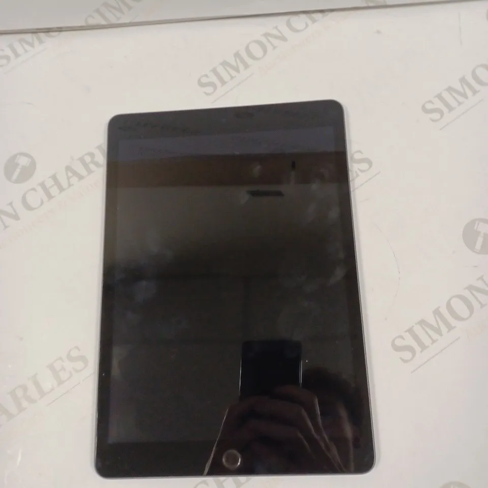 APPLE IPAD A2602 SPACE GREY 