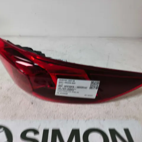 TAIL LIGHT ASSEMBLY – RED LENS, CAR VEHICLE PART