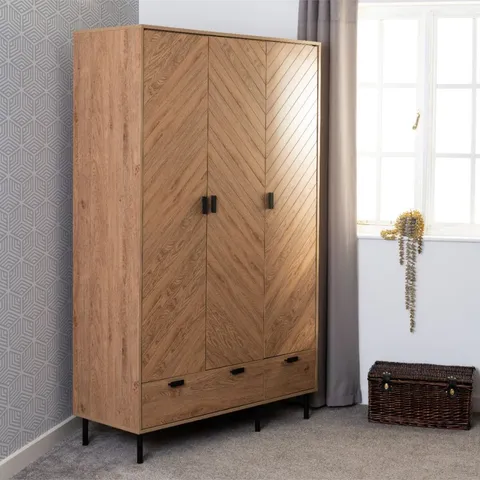 BOXED LEON 3 DOOR 2 DRAWER WARDROBE - MEDIUM OAK EFFECT (3 BOXES)