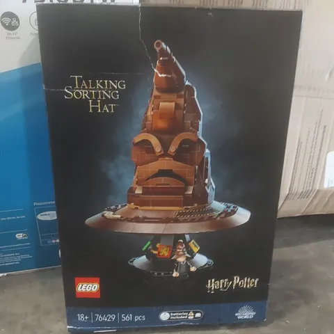 BOXED LEGO HARRY POTTER TALKING SORTING HAT - 76429