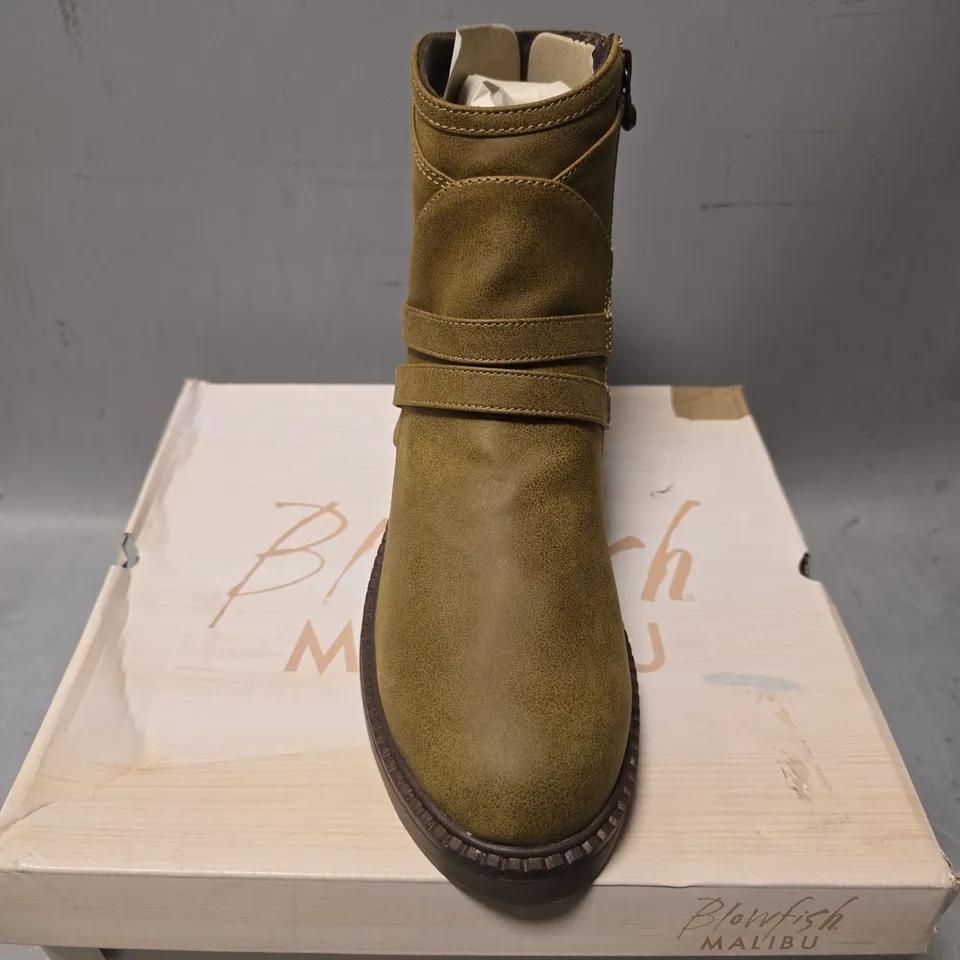 BOXED BLOWFISH MALIBU ANKLE BOOTS, RUST - UK SIZE 7