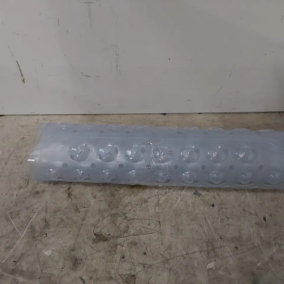 AMERE NON SLIP RECTANGLE SHOWER MAT (1 BOX)