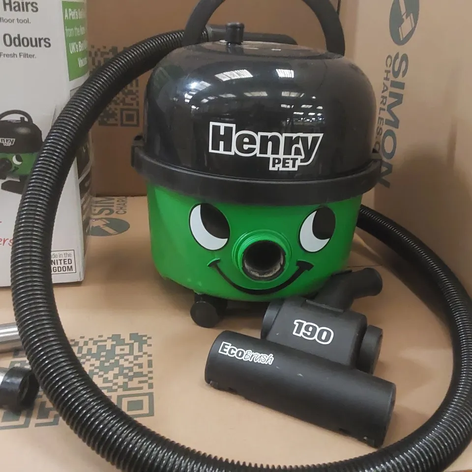 BOXED HENRY PET 200-11 PET HOOVER