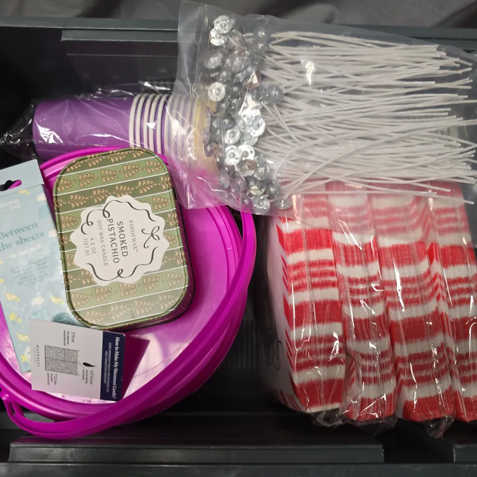 APPROXIMATELY 10 ASSORTED HOUSEHOLD ITEMS TO INCLUDE VANISH OXI ACTION, SMOKED PISTACHIO SOY WAX CANDLE, PAPER CUPS, ETC