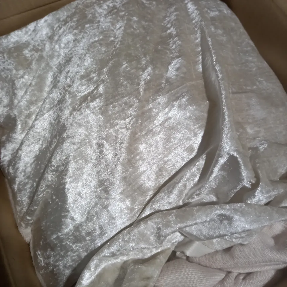 COZEE HOME KING SIZED VELVET DUVET COVER IN CHAMPAGNE COLOUR