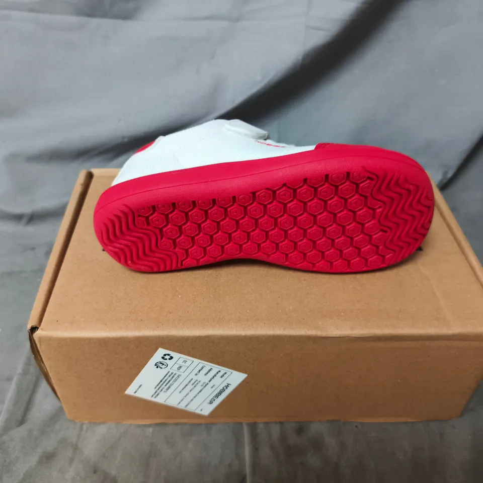 HOBIBEAR KIDS' WHITE & RED VELCRO TRAINERS – BOXED. SIZE EU 27