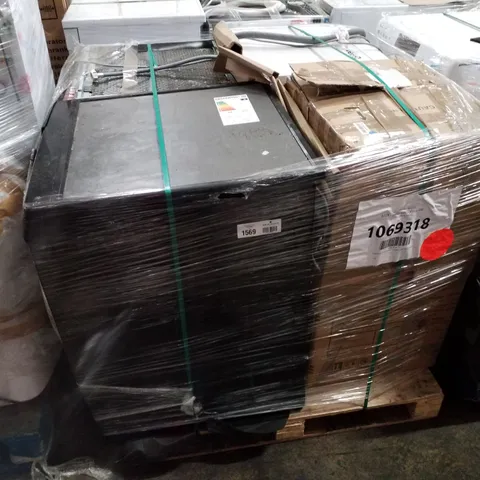 PALLET OF APPROXIMATELY 4 UNPROCESSED RAW RETURN WHITE GOODS TO INCLUDE