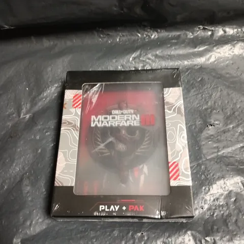 CALL OF DUTY MODERN WARFARE III PLAY + PAK. BOXED
