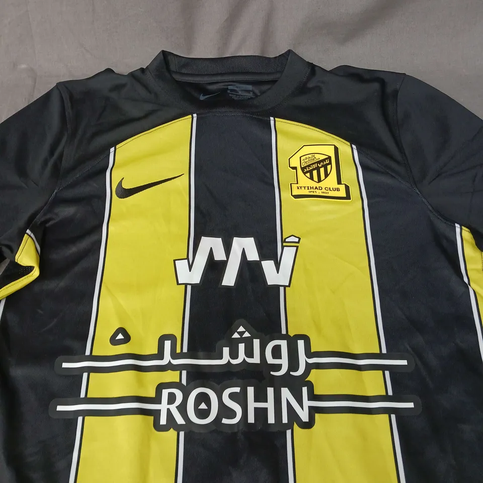 AL- ITTIHAD CLUB HOME JERSEY - BENZEMA 9 - SIZE M 