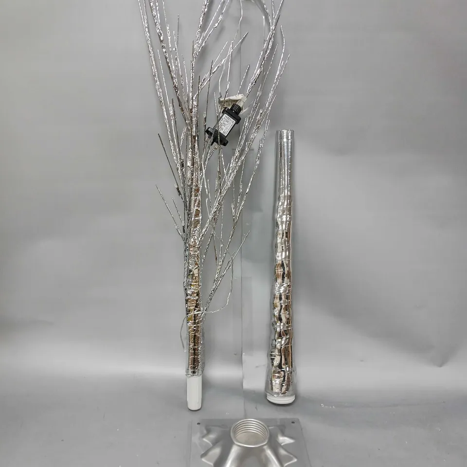 BOXED 5-FOOT PRE LIT SILVER CHRISTMAS TREE  RRP £49.99
