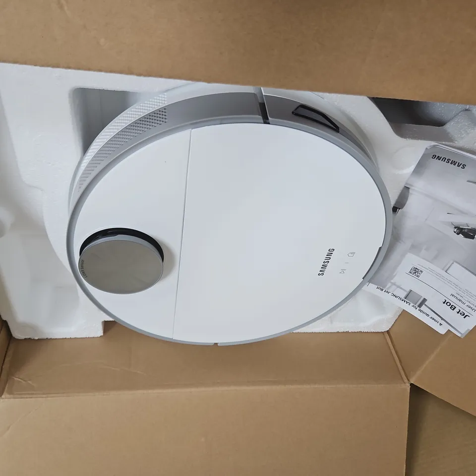 SAMSUNG JET BOT VR30T85513W/EU ROBOT VACUUM CLEANER – WHITE
