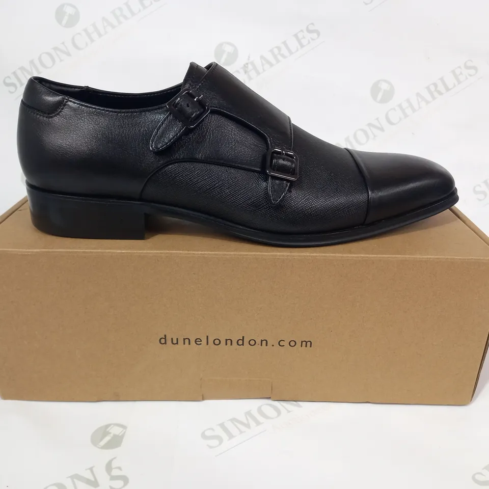 BOXED PAIR OF DUNE LONDON LOW HEEL LEATHER SHOES IN BLACK UK SIZE 7