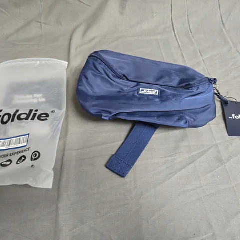 FOLDIE NAVY WASH BAG 