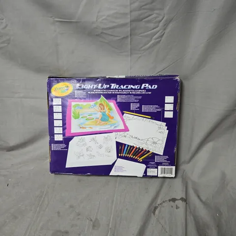 BOXED CRAYOLA LIGHT-UP TRACING PAD