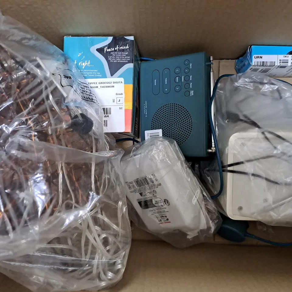 APPROXIMATELY 10 ASSORTED PRODUCTS TO INCLUDE JOHN LEWIS LULU WALL LIGHT, PHILIPS LIGHTSTRIP, SNUZCLOUD BABY SLEEP AID, VICKS PERSONAL HUMIDIFIER 