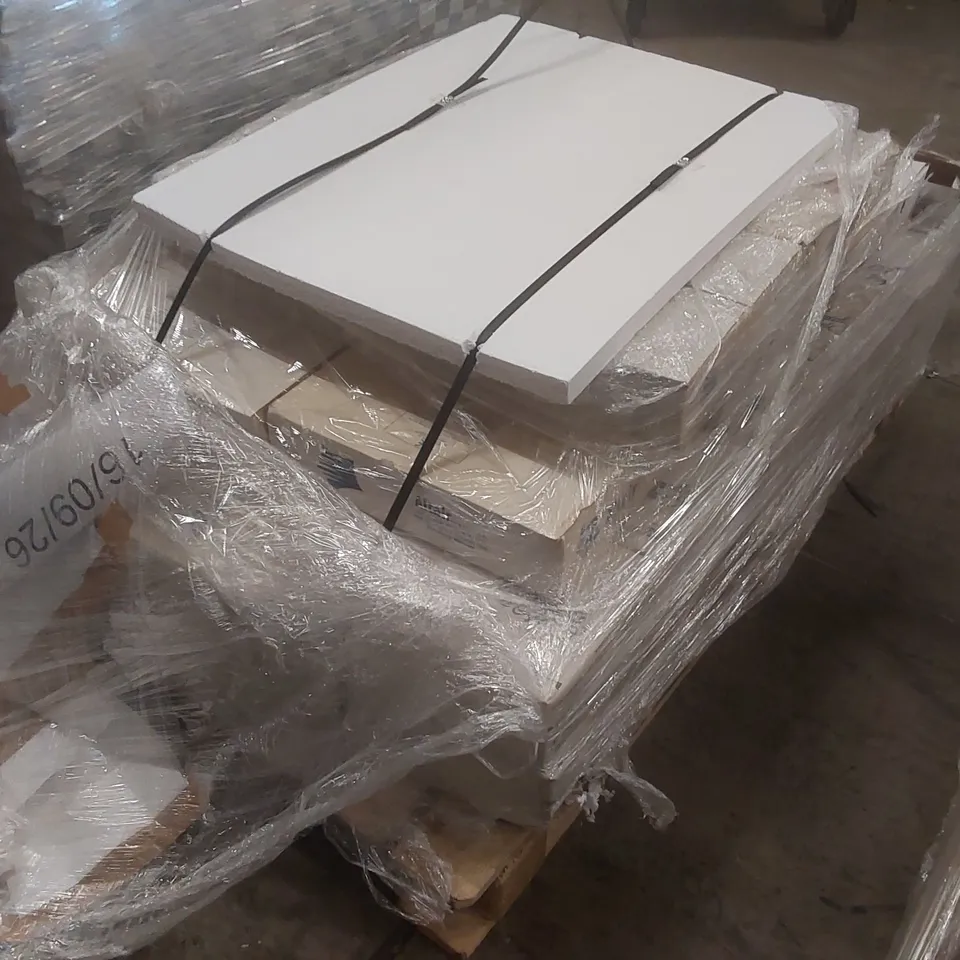 PALLET CONTAINING ASSORTED TILES TO INCLUDE: CERAMICHE D’ARTE SANTE: 10 X 10CM GREEN GLOSSY GLAZED TILES 30 FULL BOXES: 50 TILES PER BOX TOTAL NUMBER OF TILES: 1,500 ALTAIR ECT