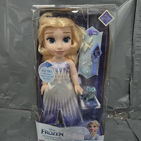 BOXED DISNEY FROZEN 2 ELSA THE SNOW QUEEN FEATURE DOLL
