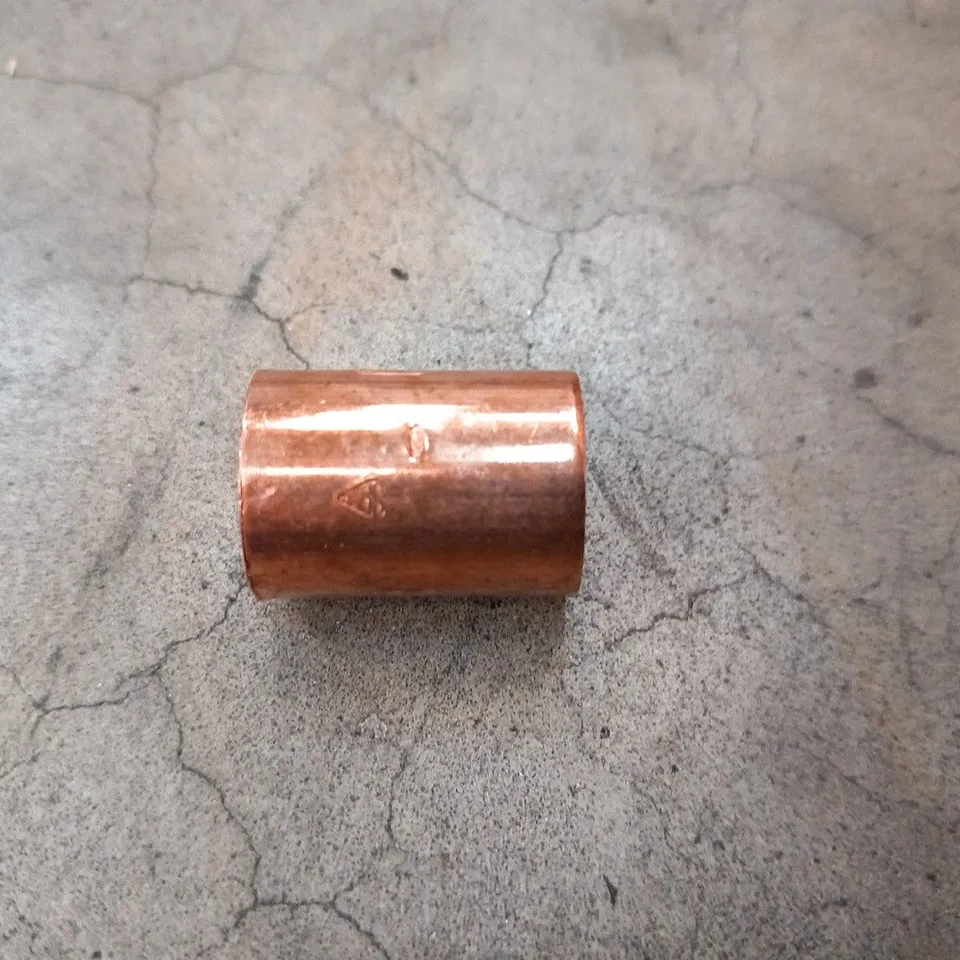APPROXIMATELY 300 CENTER STRAIGHT COUPLINGS 