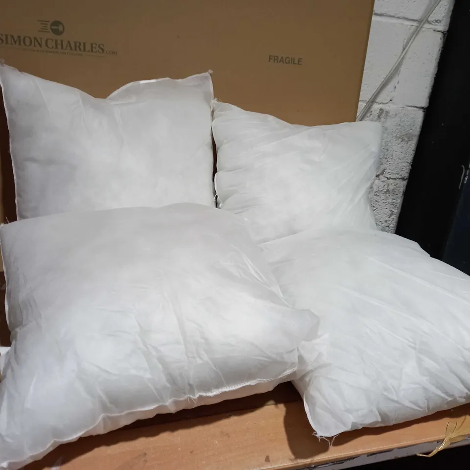 4 ASSORTED INNER CUSHIONS