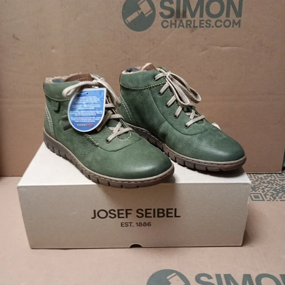 JOSEF SEIBEL STEFFI 53 GREEN LEATHER ANKLE BOOTS – UK5 (EU 38)