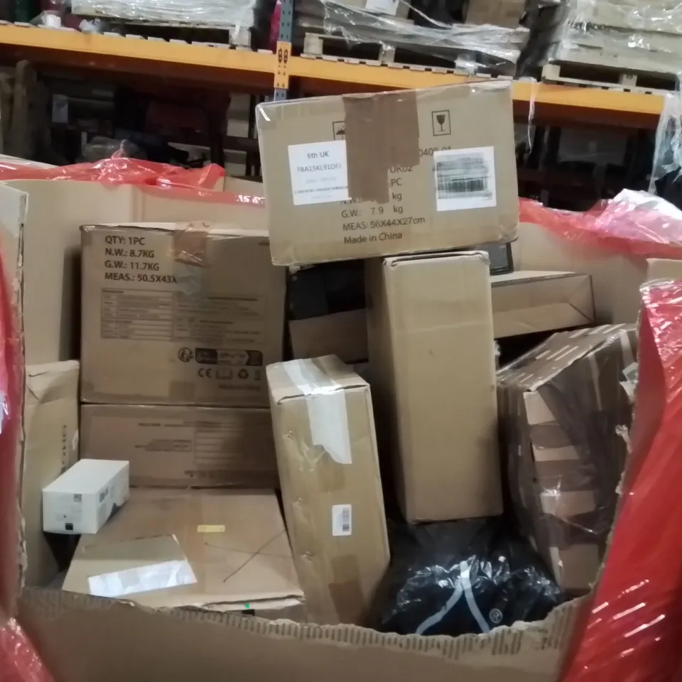 PALLET OF ASSORTED HOUSEHOLD GOODS AND PRODUCTS TO INCLUDE;TRASH CAN,BEYBLADE KIDS GAME,KRIB MUSICAL 